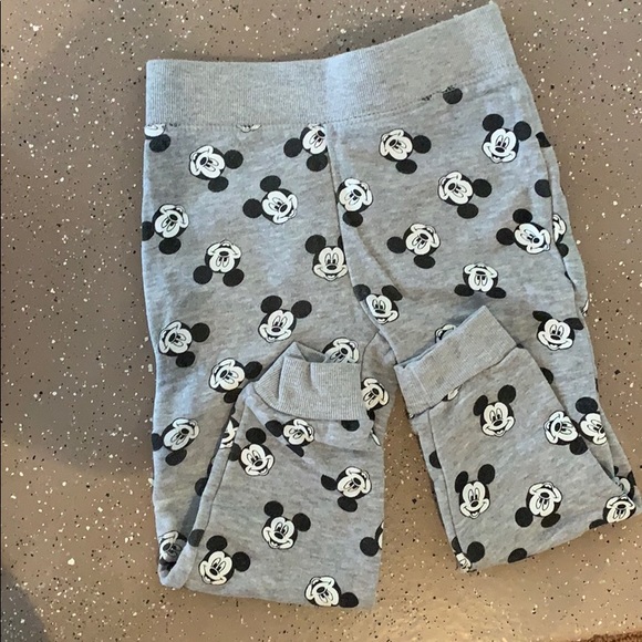 Outfit - Picture 2 of 4